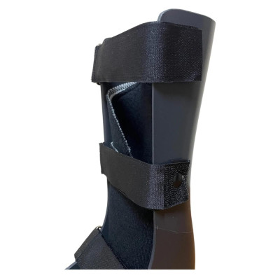 BOTA WALKER ORTOPEDICA FERULA VALVA PEGASO FIBRICANTE TALLE DEL 42-44